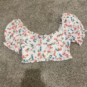 ASTR floral cropped top